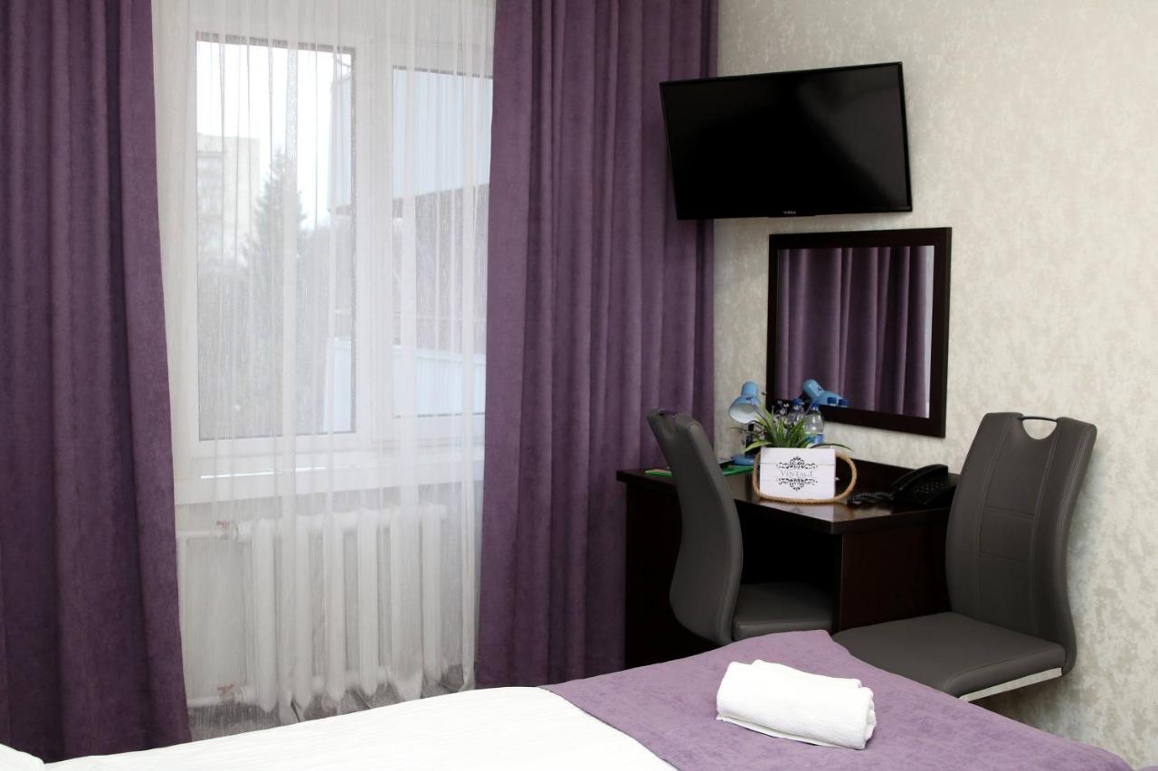 Hotel Tourist Rivne Exterior foto