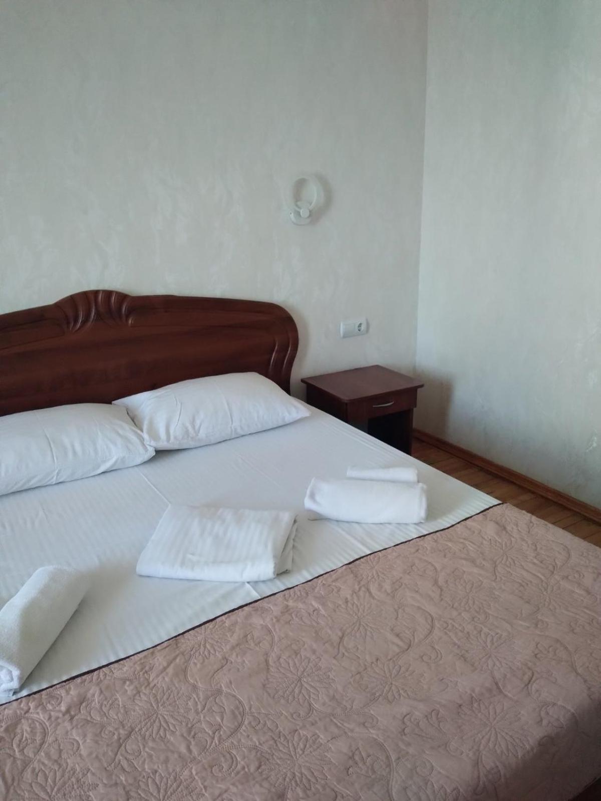 Hotel Tourist Rivne Exterior foto